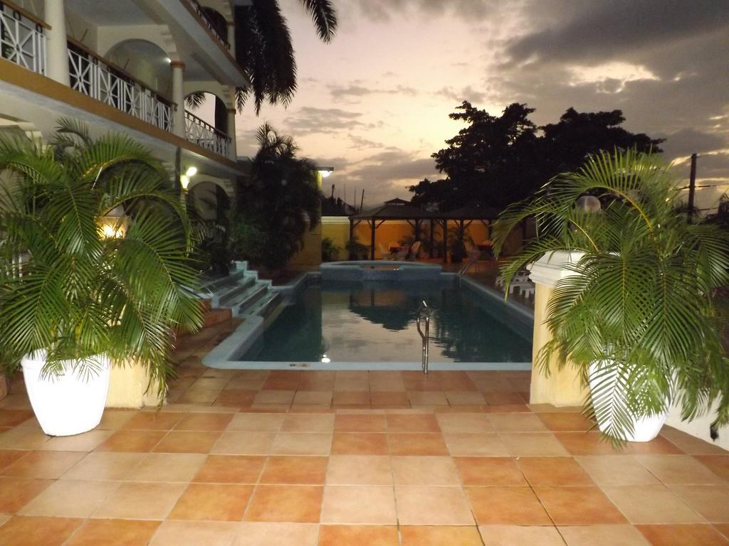 Grandiosa Hotel Montego Bay Eksteriør billede