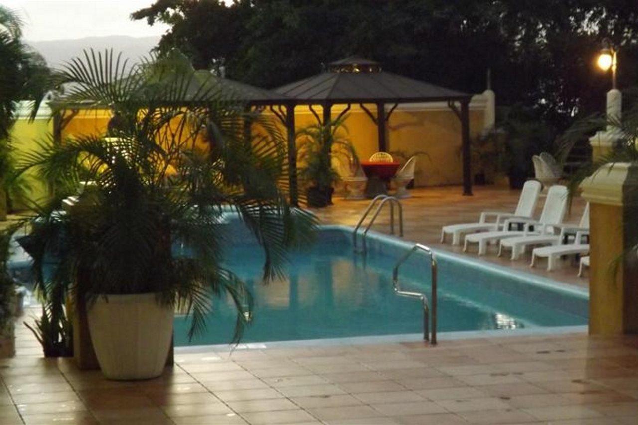 Grandiosa Hotel Montego Bay Eksteriør billede