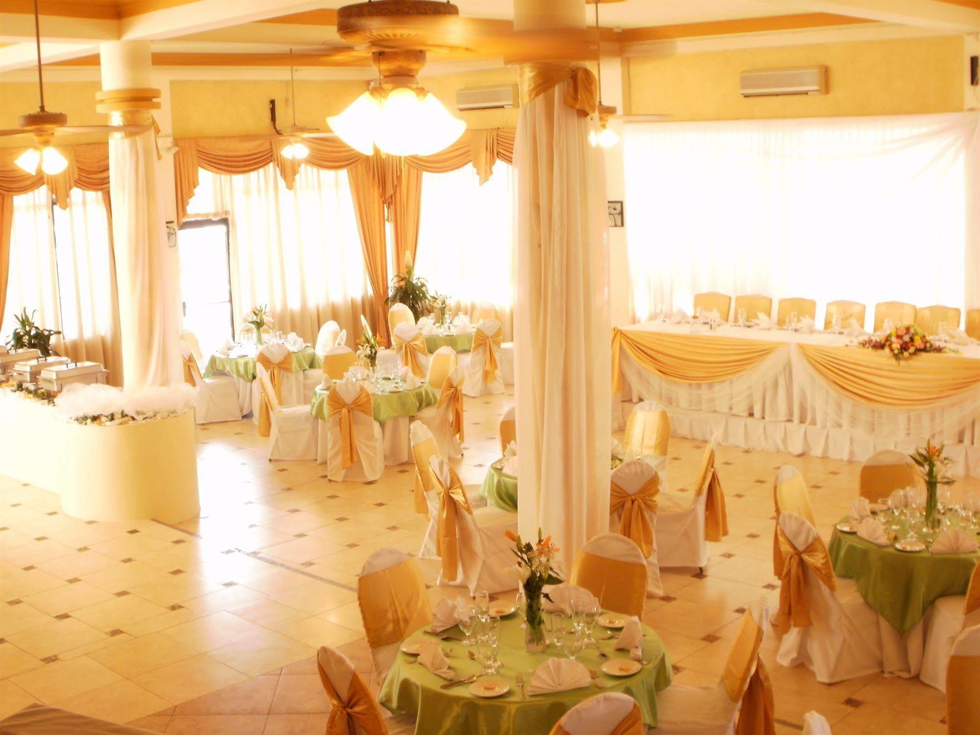 Grandiosa Hotel Montego Bay Eksteriør billede